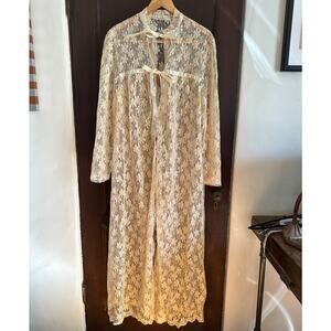 Vintage Cream Lace Long Robe